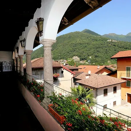 Colonne Fiorite Apartmán Cannobio